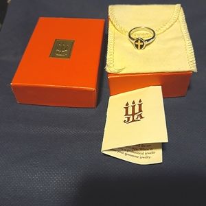 James Avery Retired Cross Ring